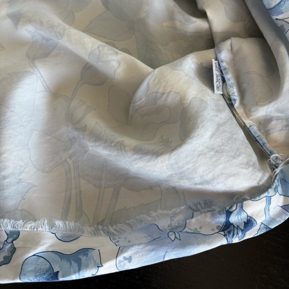 Jim Thompson Silk Blue Floral Button Down Shirt | Size 8 - As Is - Picture 8 of 10